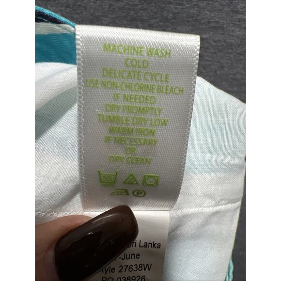 Lilly Pulitzer Shortly Blue Floral Skirt Womens Size 6 Great Condition - Picture 10 of 12